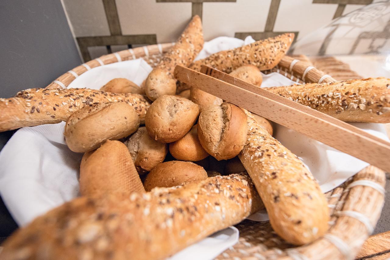 فندق مينيرفا بوخارست المظهر الخارجي الصورة